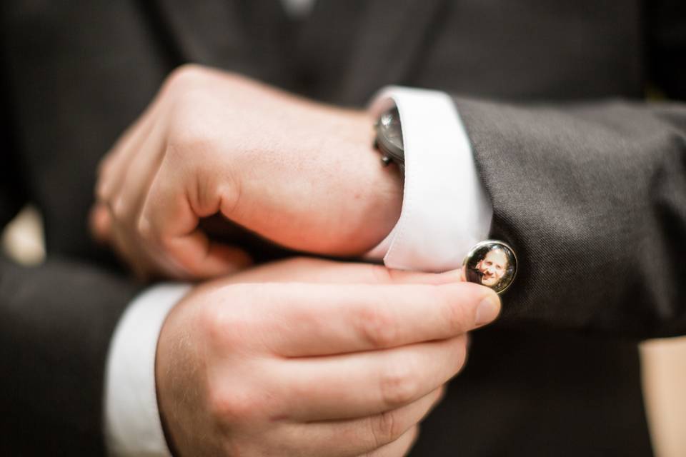 Groom's cufflinks/late father