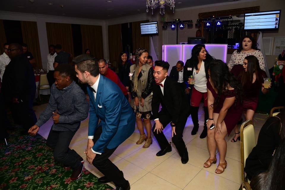Moovin N' Groovin