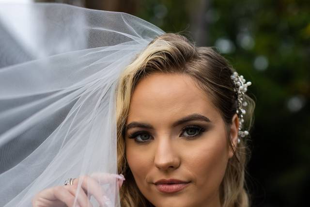 BRIDAL GLAM