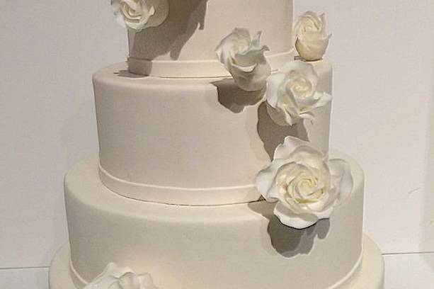 Star Wars Themed wedding cake!  I love you I know!