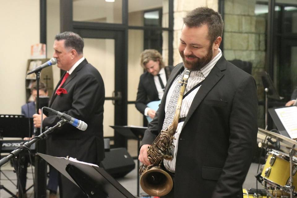 Sax players laugh when bored