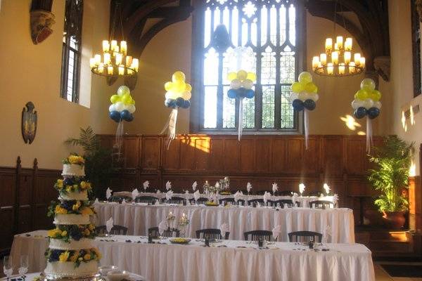 Head tables and wedding cake