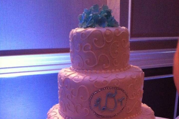 3-tier wedding cake