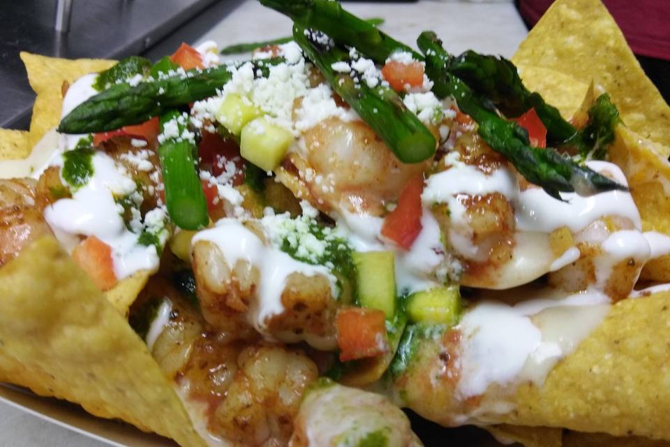 Fish and shrimp nachos