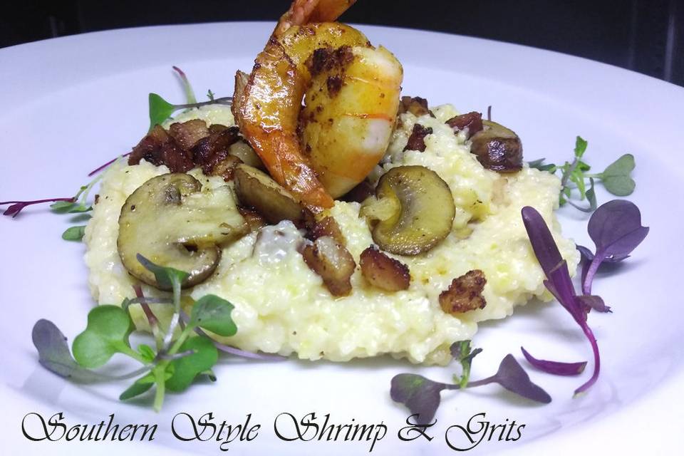 Southern style shrimp & grits