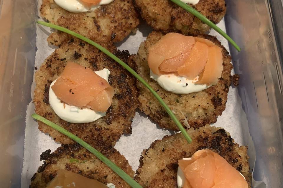 Rice cakes with Smoked Salmon