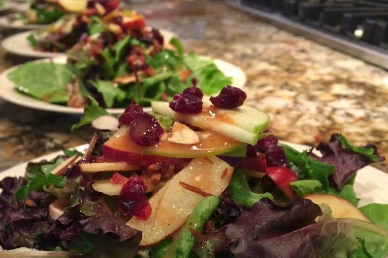 Apple cranberry spinach salad