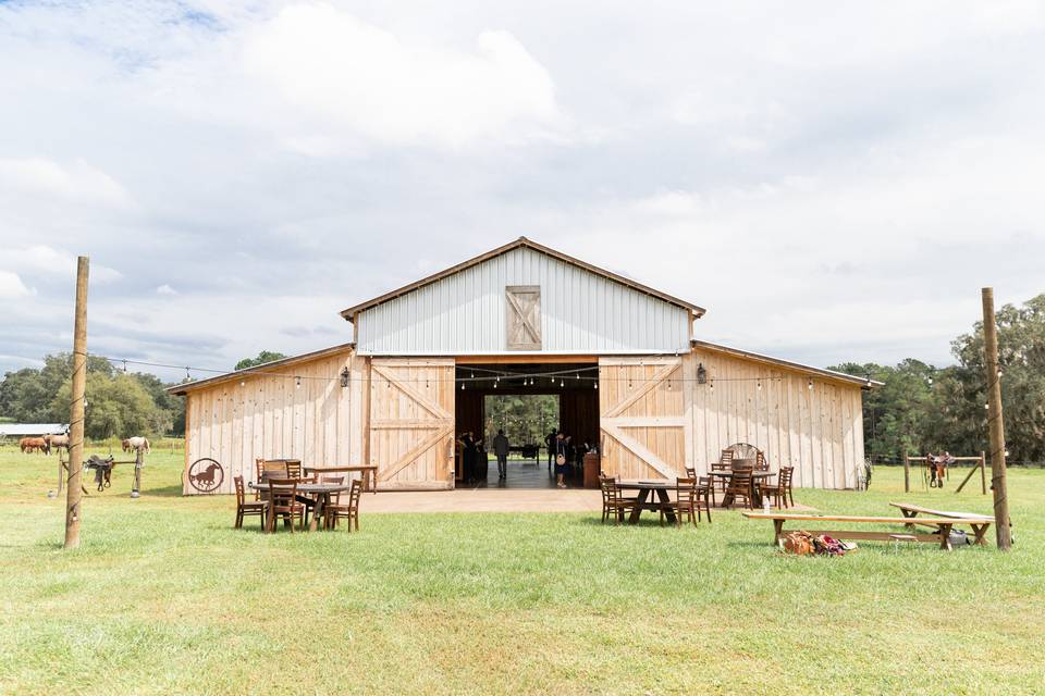 The Barn At Oak at Creek