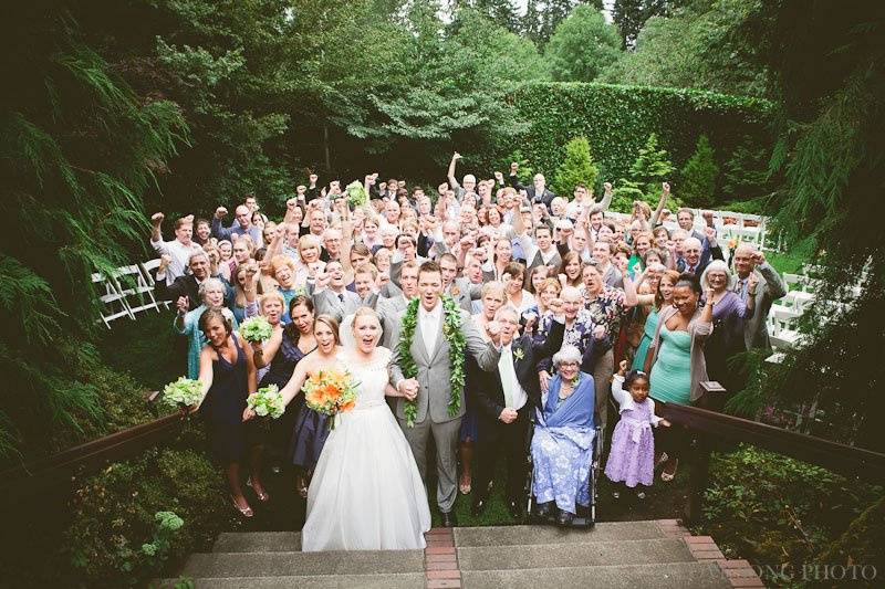 Group shot at the Robinswood House, a Seattle Bride venue.