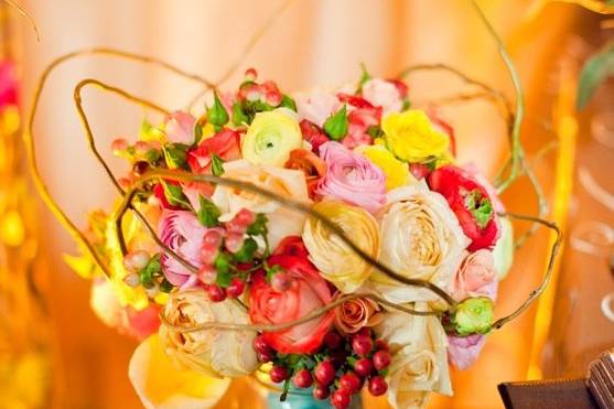 Cocktail table centerpiece | Bouquet Design by Lauren Doherty Photograph Courtesy of William McKee with The Collective Photographers