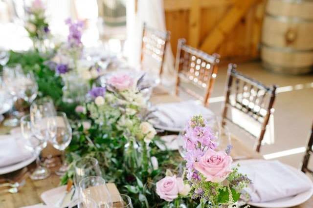 Floral table centerpiece