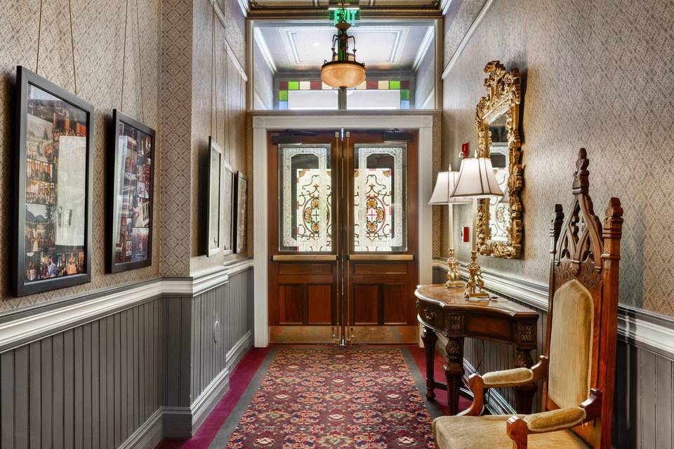 Beaumont Hotel Entrance