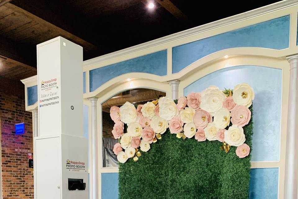 Flower wall & Tower booth