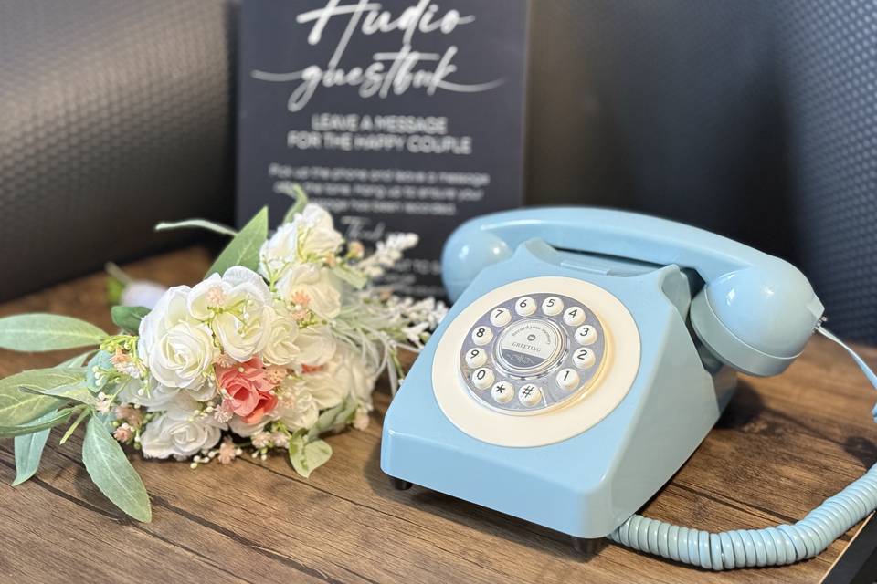 Audio guest book