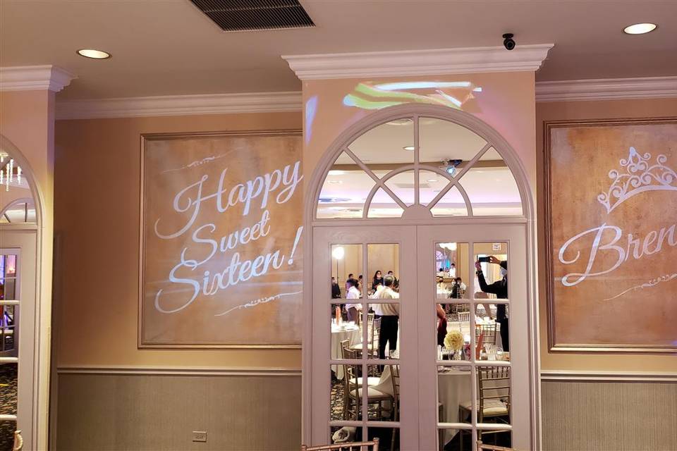 Custom Monogram Displays