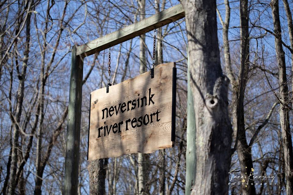 River Resort Entrance sign