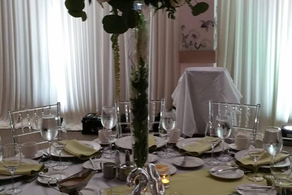 Fresh Floral Centerpiece