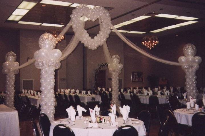 Hanging Heart Dance Floor