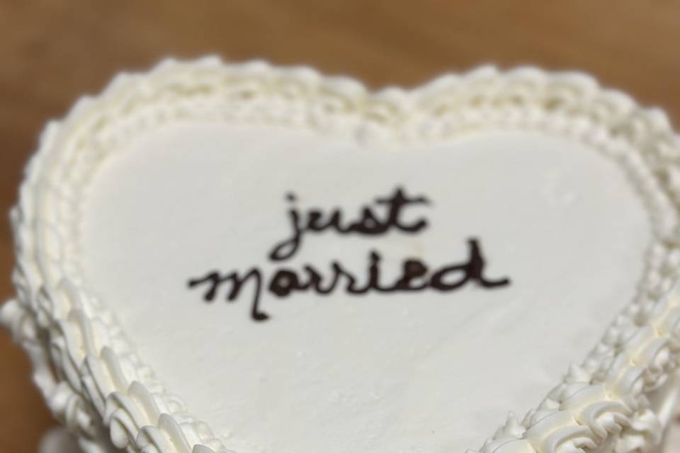 Simple Wedding Cake