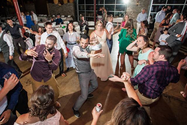 Be the star of your wedding.