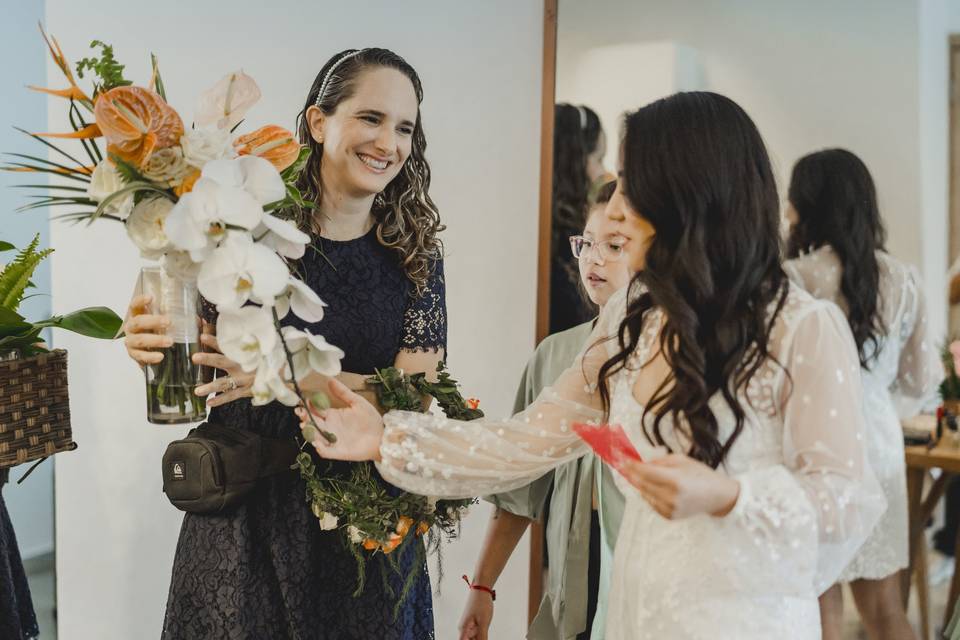 Paulina and The bride