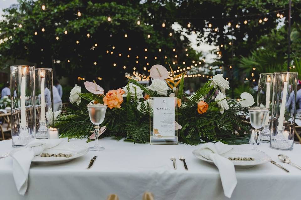 Couple's table