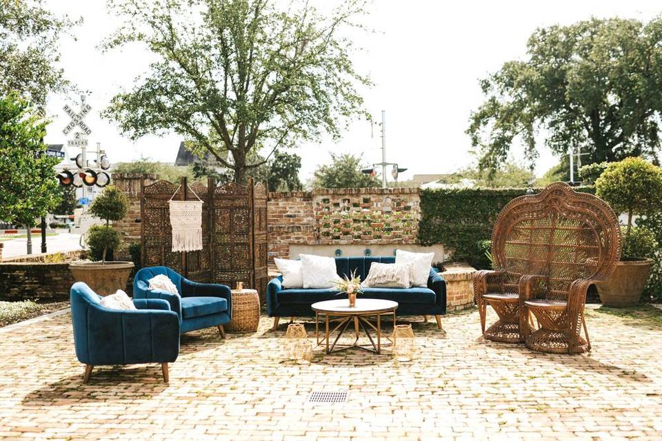 Outdoor Furniture Grouping