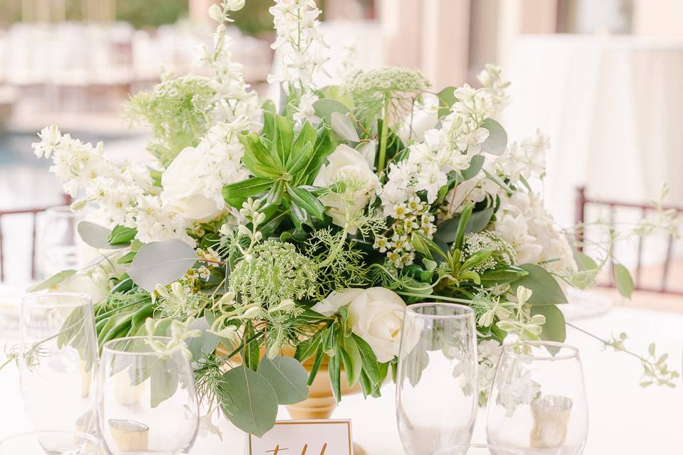 Cream and Green Table Decore