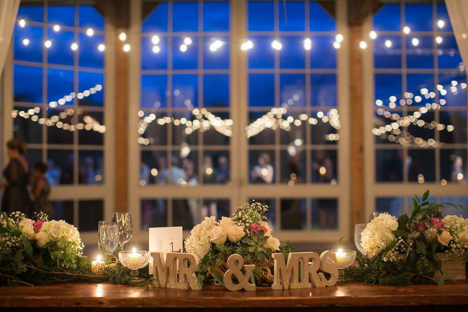 Sweetheart table