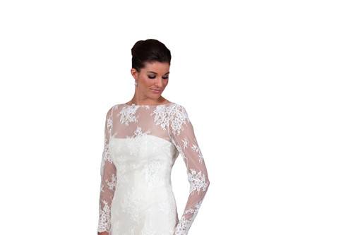 Wedding dress with long lace sleeves