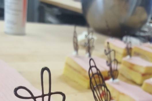 Petit fours