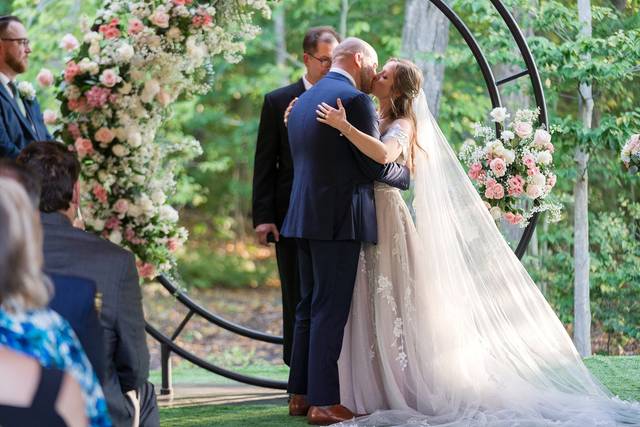 ModWedding Studios