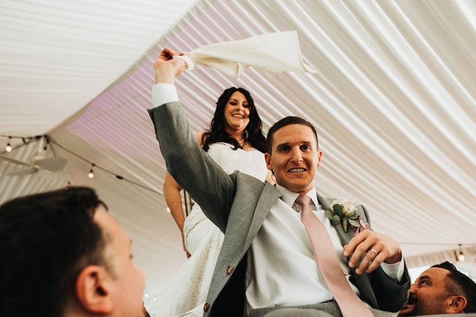 The garter toss - Alexzandra Robertson Photography