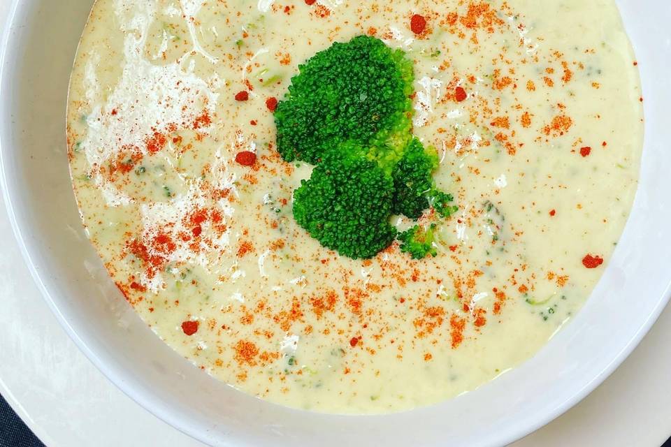 Broccoli & Cheese Soup