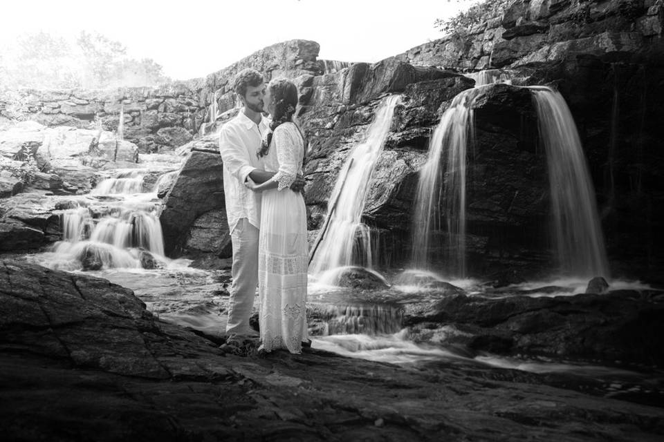 Waterfall kisses