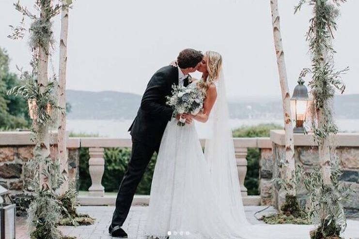 Wedding arch decor