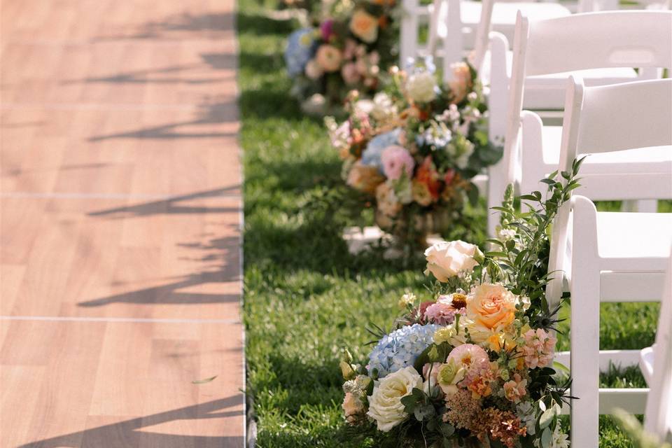 Aisleway floral