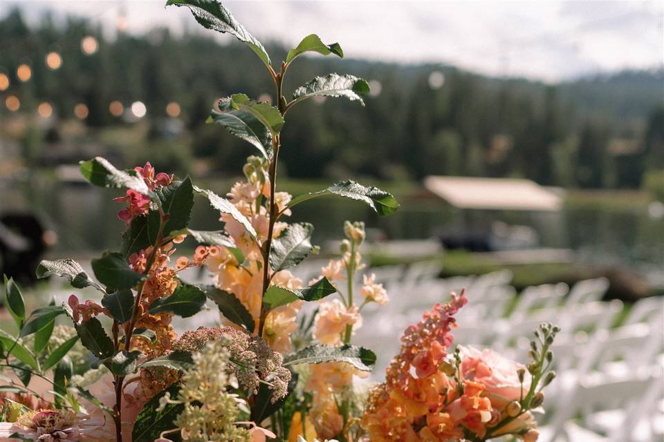 Aisleway floral