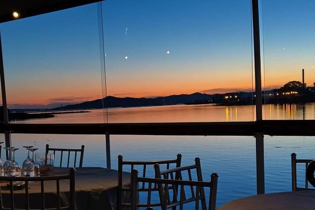 Electra Yacht Charters