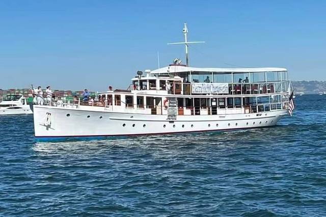 Electra Yacht Charters