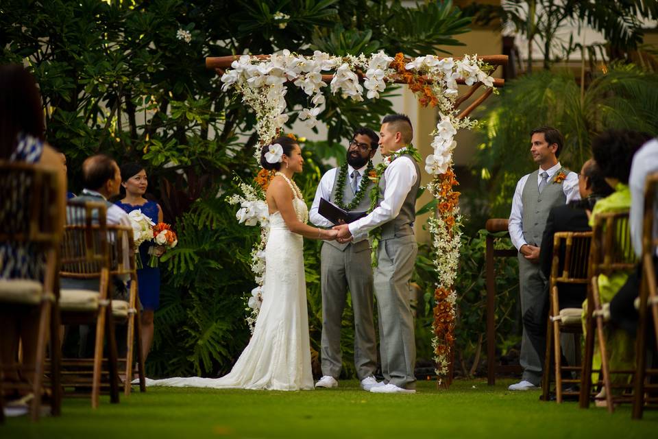 Hawaii wedding ceremony
