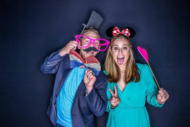 Couple with props