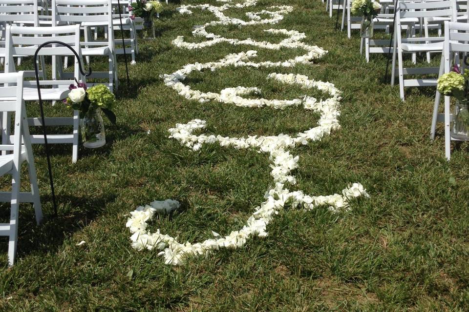 Ceremony petal scroll