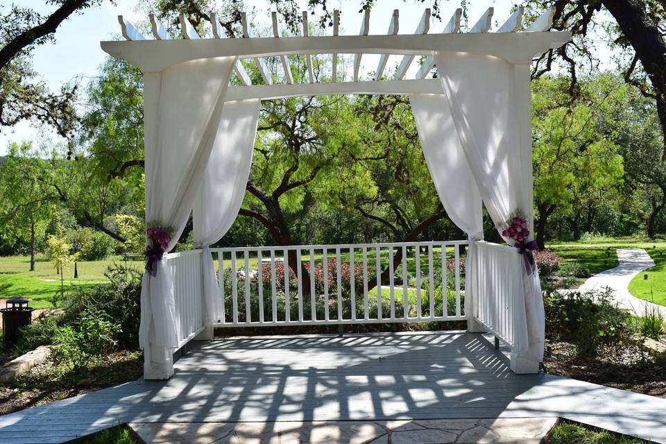 Gardens at Old Town Helotes