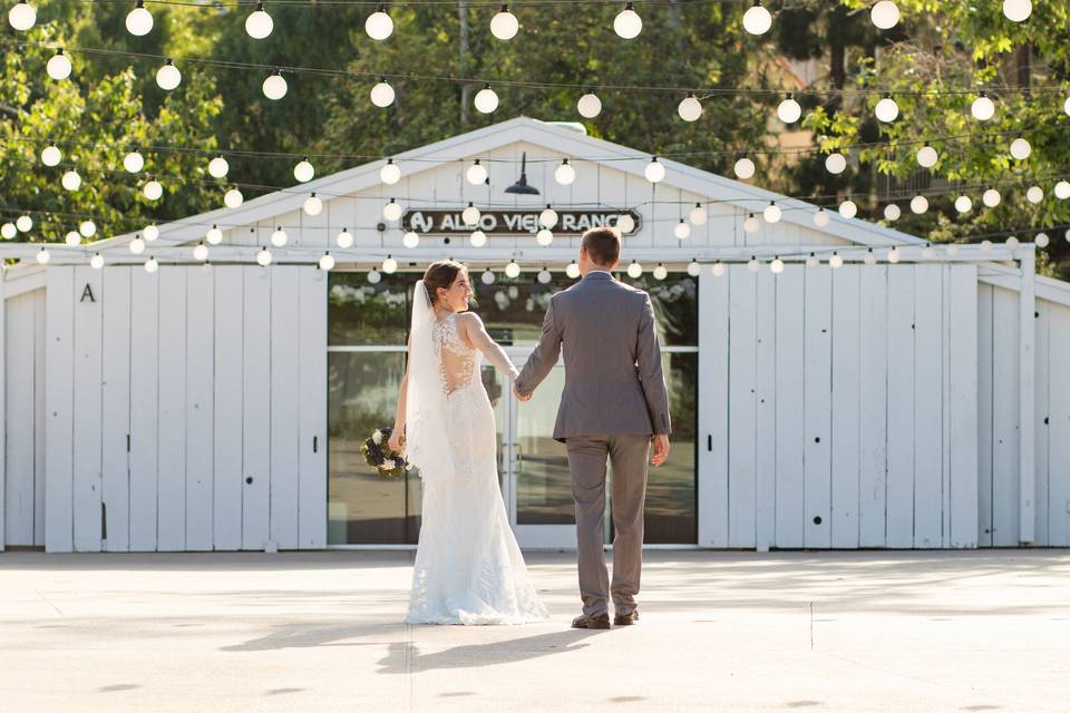 Courtyard Couple