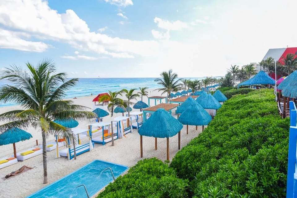 Cancun Grand Oasis