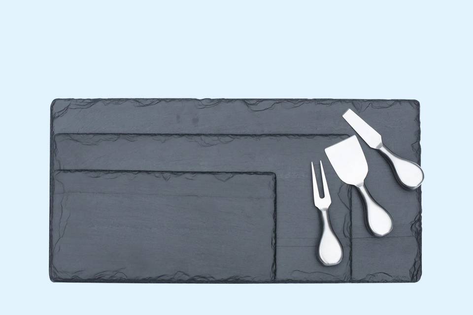 3 piece knife set on slate