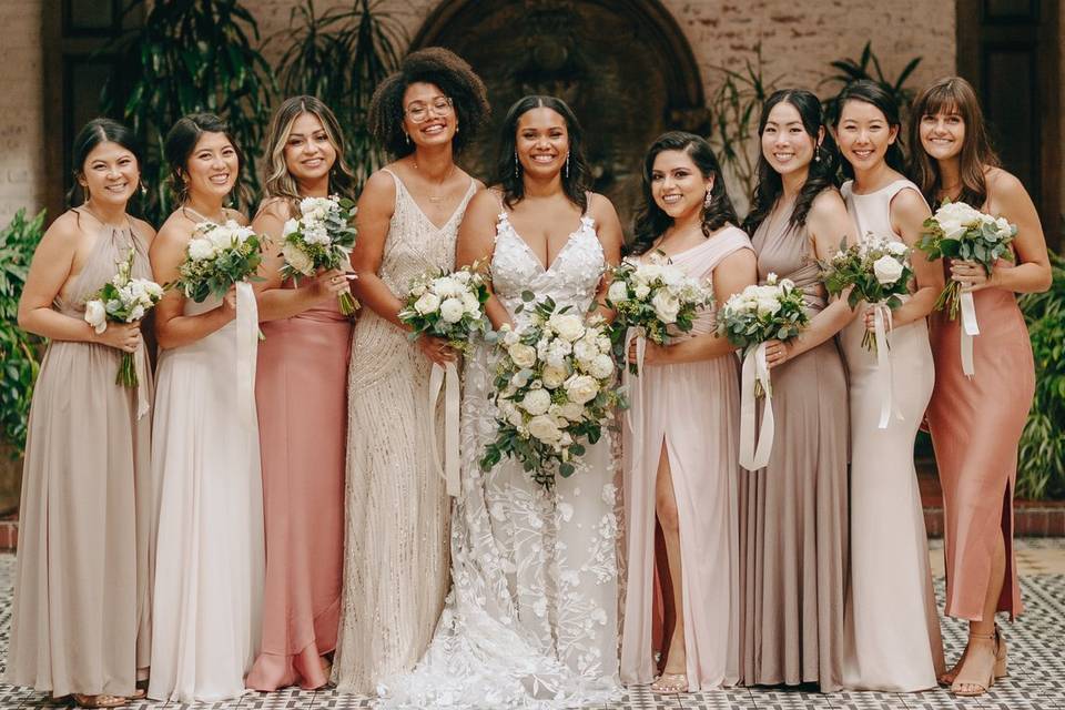 Bride & Bridesmaids