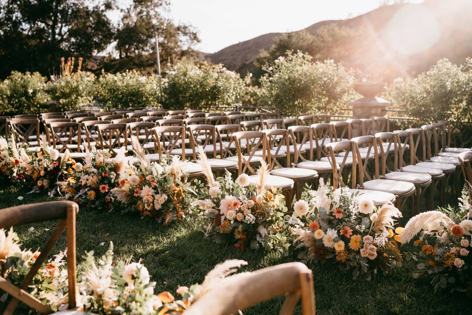 Aisle Floral Arrays