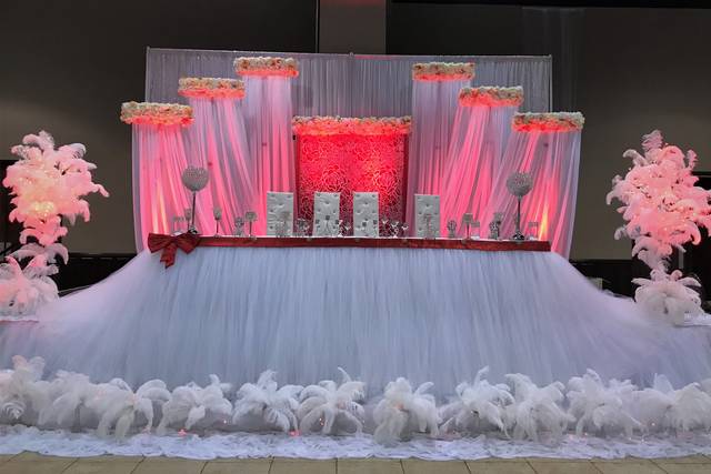 Grand Head Table